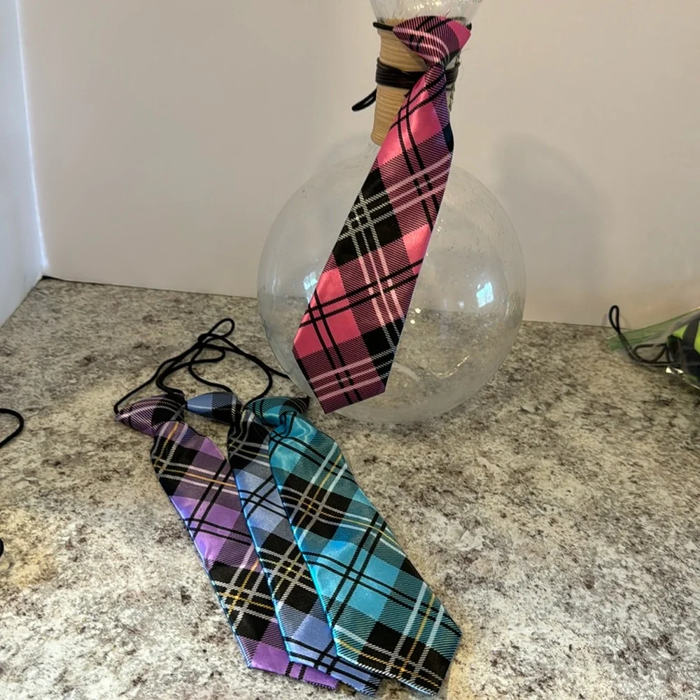 Ties 10 inch attached elastic cord satin look and feel NWOT set of 4 unisex